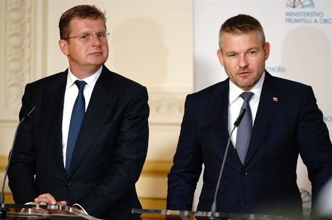 Pellegrini: Nové bloky v Mochovciach spustíme, len ak bude garantovaná jadrová bezpečnosť
